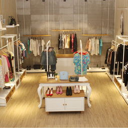 領(lǐng)秀展示 服裝陳列與日用百貨銷售聯(lián)動策略，有效提升店鋪銷量